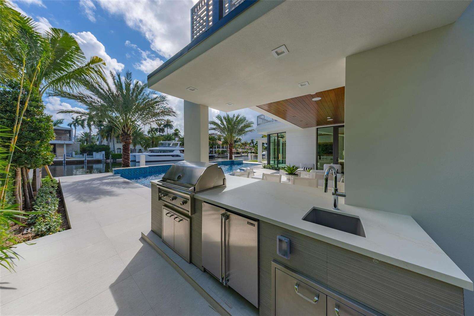 24 Fiesta, Fort Lauderdale, FL 33301 - For Sale photo 73