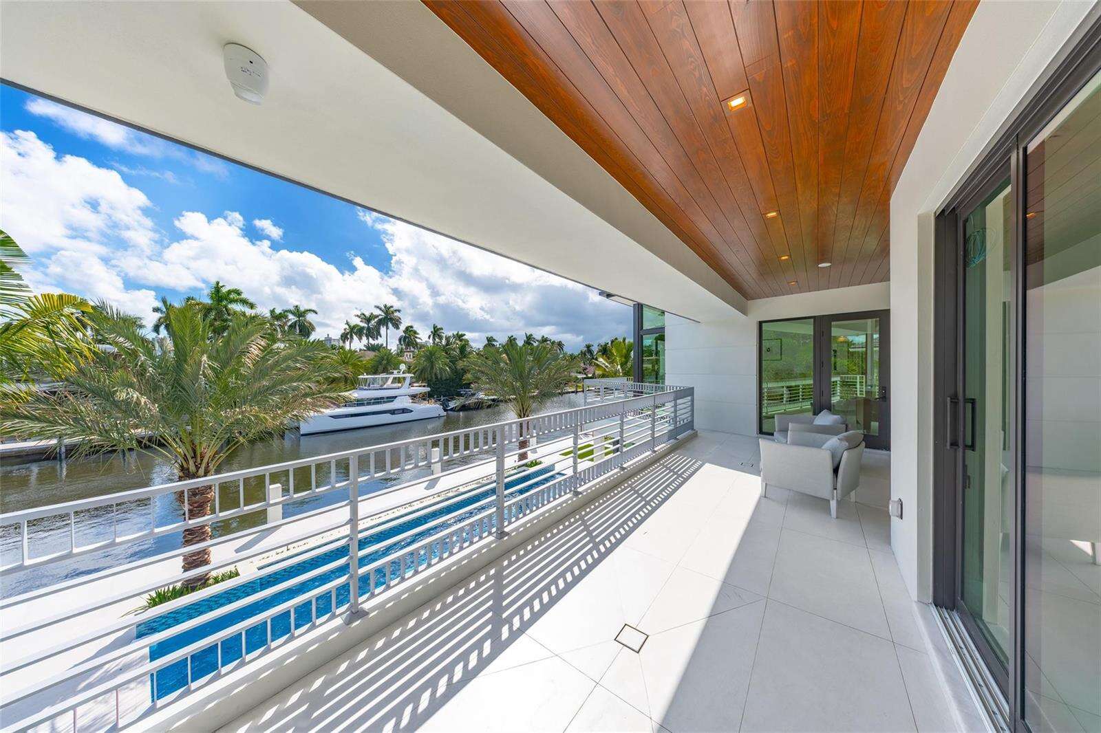 24 Fiesta, Fort Lauderdale, FL 33301 - For Sale photo 78