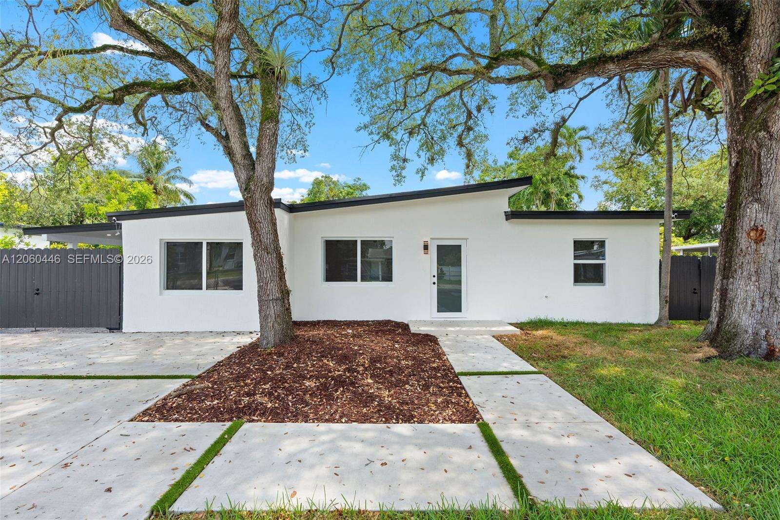 35 Allen Rd, West Park, FL 33023 - For Sale photo 1