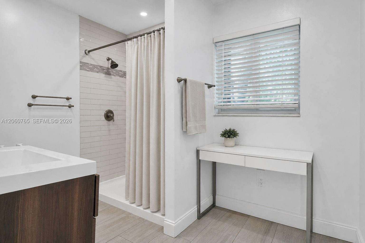 201 68th Way, Hollywood, FL 33024 - For Sale photo 11