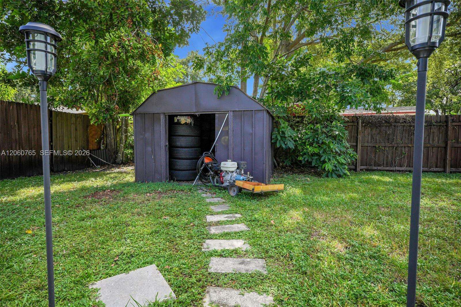 201 68th Way, Hollywood, FL 33024 - For Sale photo 16