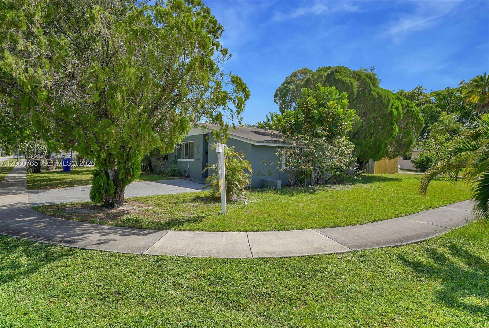 201 68th Way, Hollywood, FL 33024 - For Sale photo 23