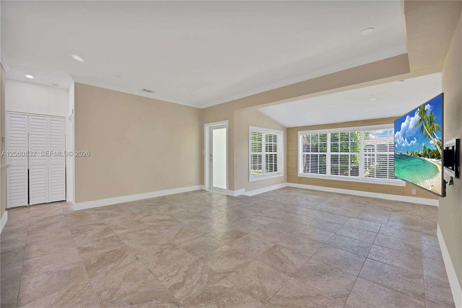 818 3rd St, Hallandale Beach, FL 33009 - For Sale photo 1