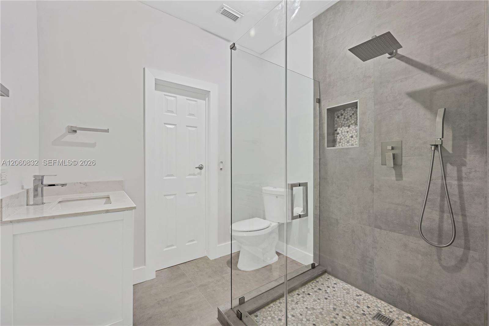 818 3rd St, Hallandale Beach, FL 33009 - For Sale photo 16