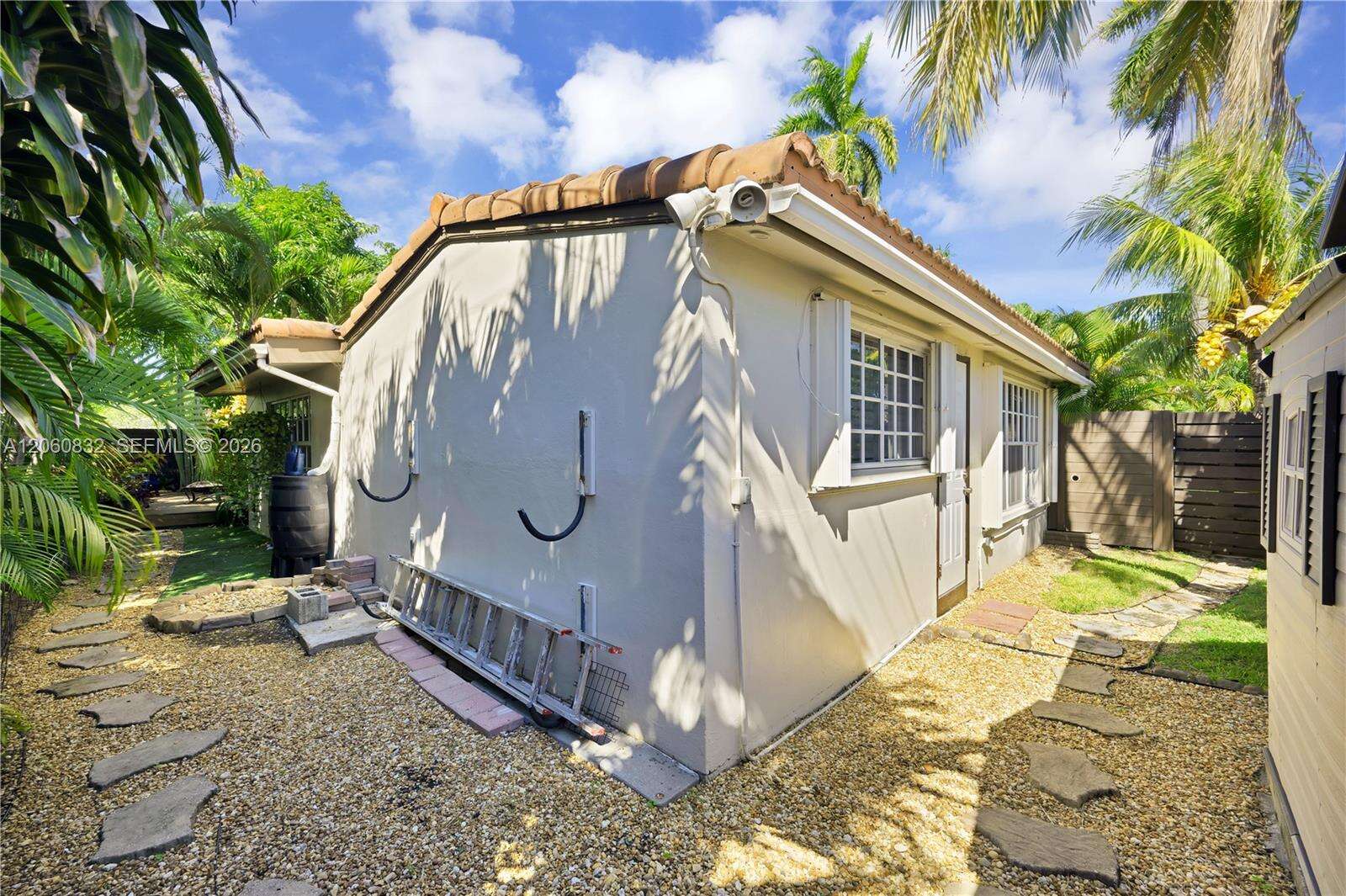 818 3rd St, Hallandale Beach, FL 33009 - For Sale photo 20