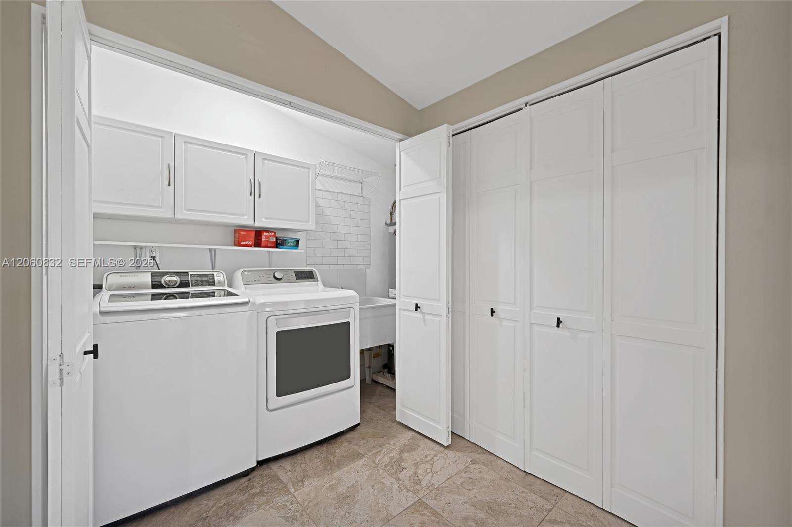 818 3rd St, Hallandale Beach, FL 33009 - For Sale photo 6