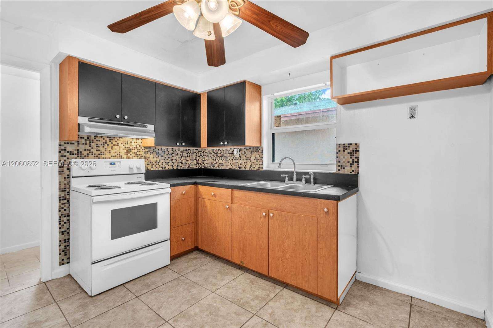 2301 48th Ave, West Park, FL 33023 - For Sale photo 5