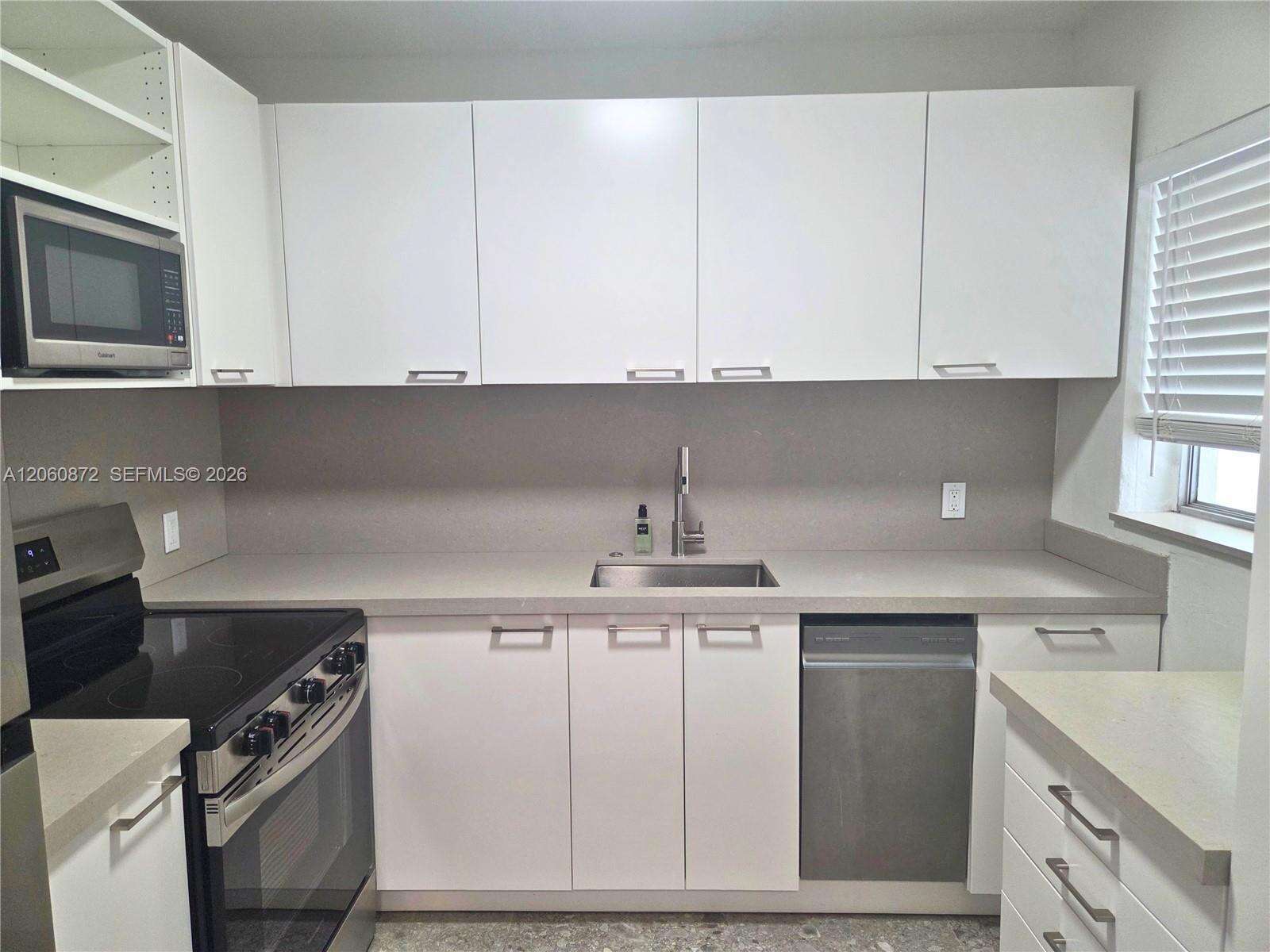 2724 36th Ave, Miami, FL 33133 - For Sale photo 6
