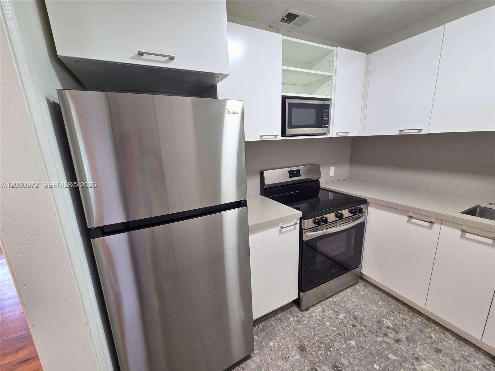 2724 36th Ave, Miami, FL 33133 - For Sale photo 7