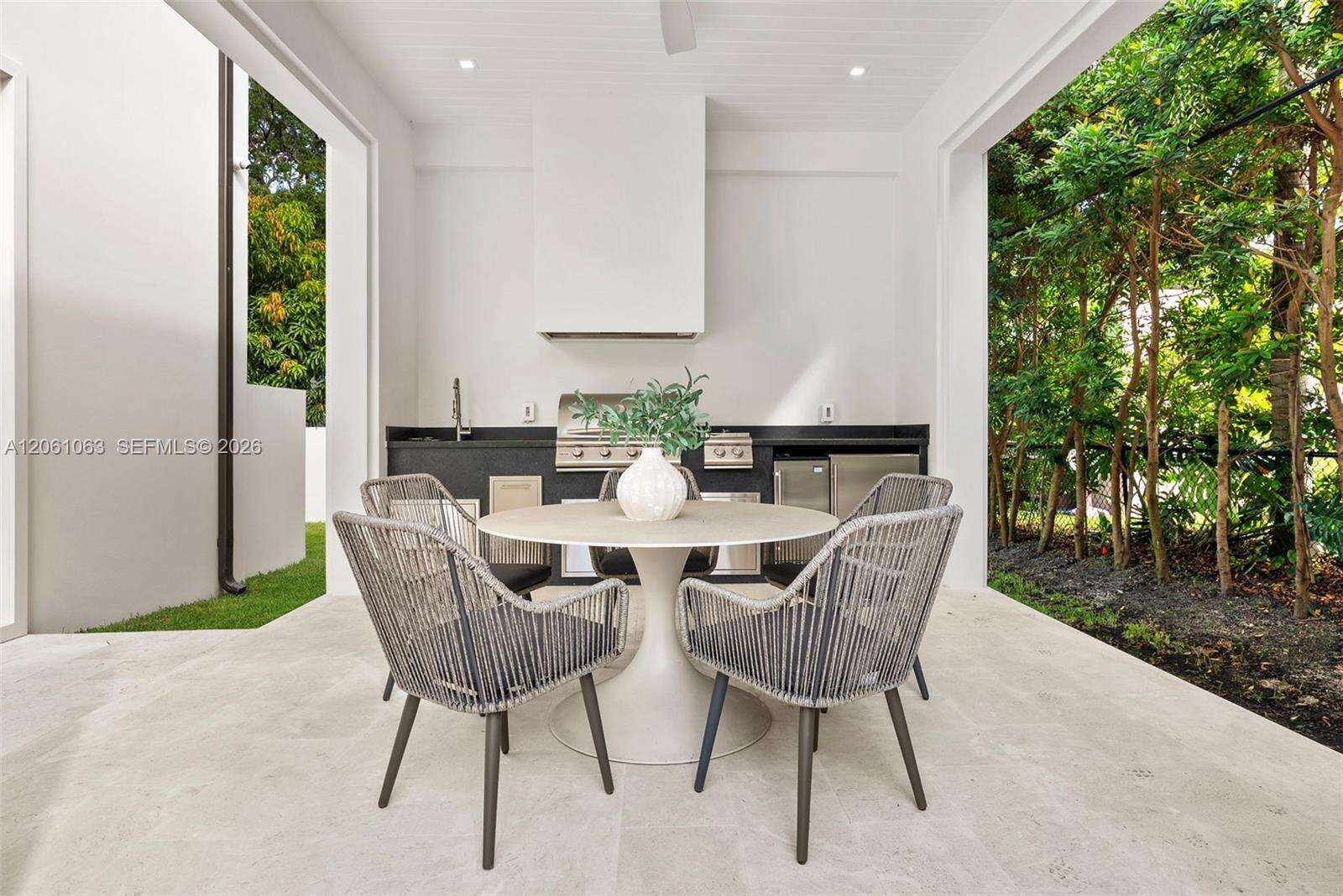 1220 Alhambra Cir, Coral Gables, FL 33146 - For Sale photo 23
