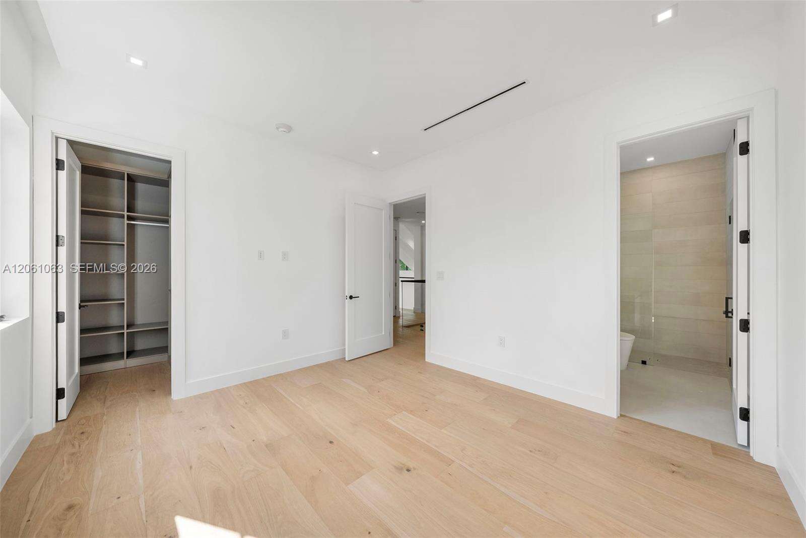 1220 Alhambra Cir, Coral Gables, FL 33146 - For Sale photo 41