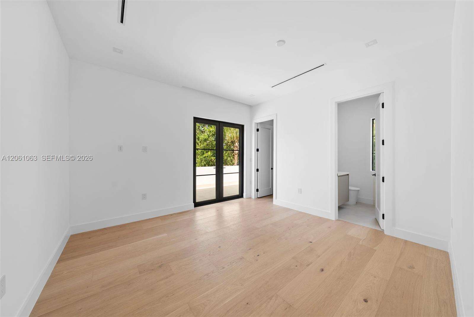 1220 Alhambra Cir, Coral Gables, FL 33146 - For Sale photo 43