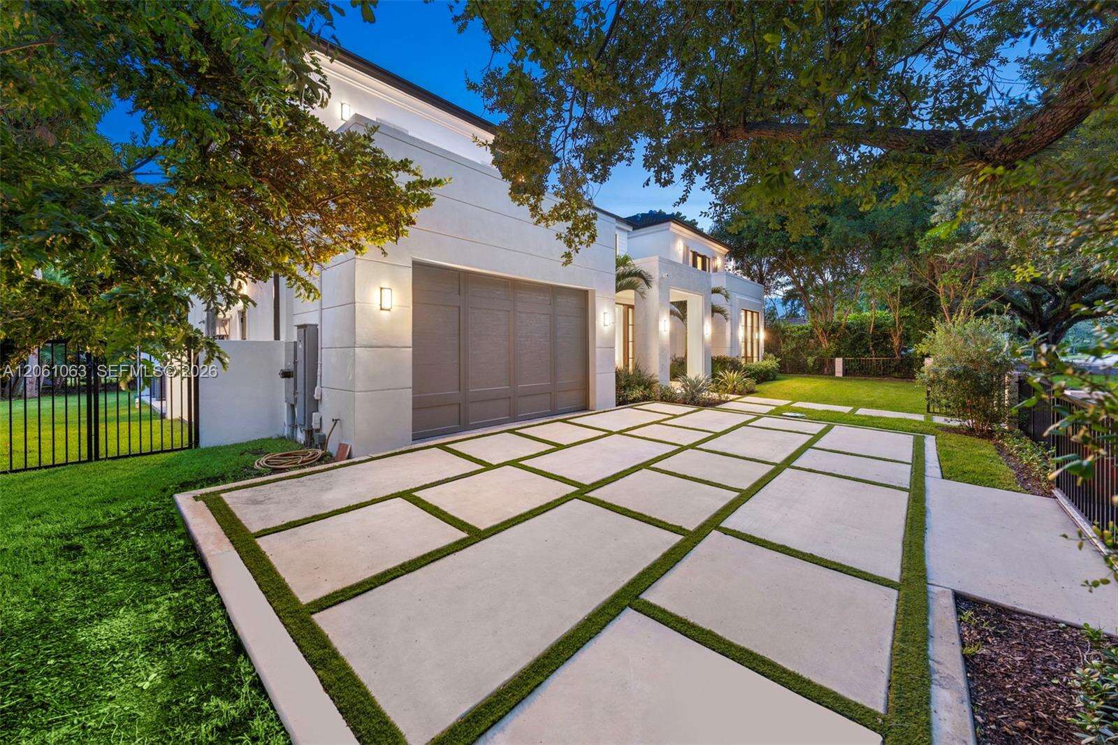 1220 Alhambra Cir, Coral Gables, FL 33146 - For Sale photo 53