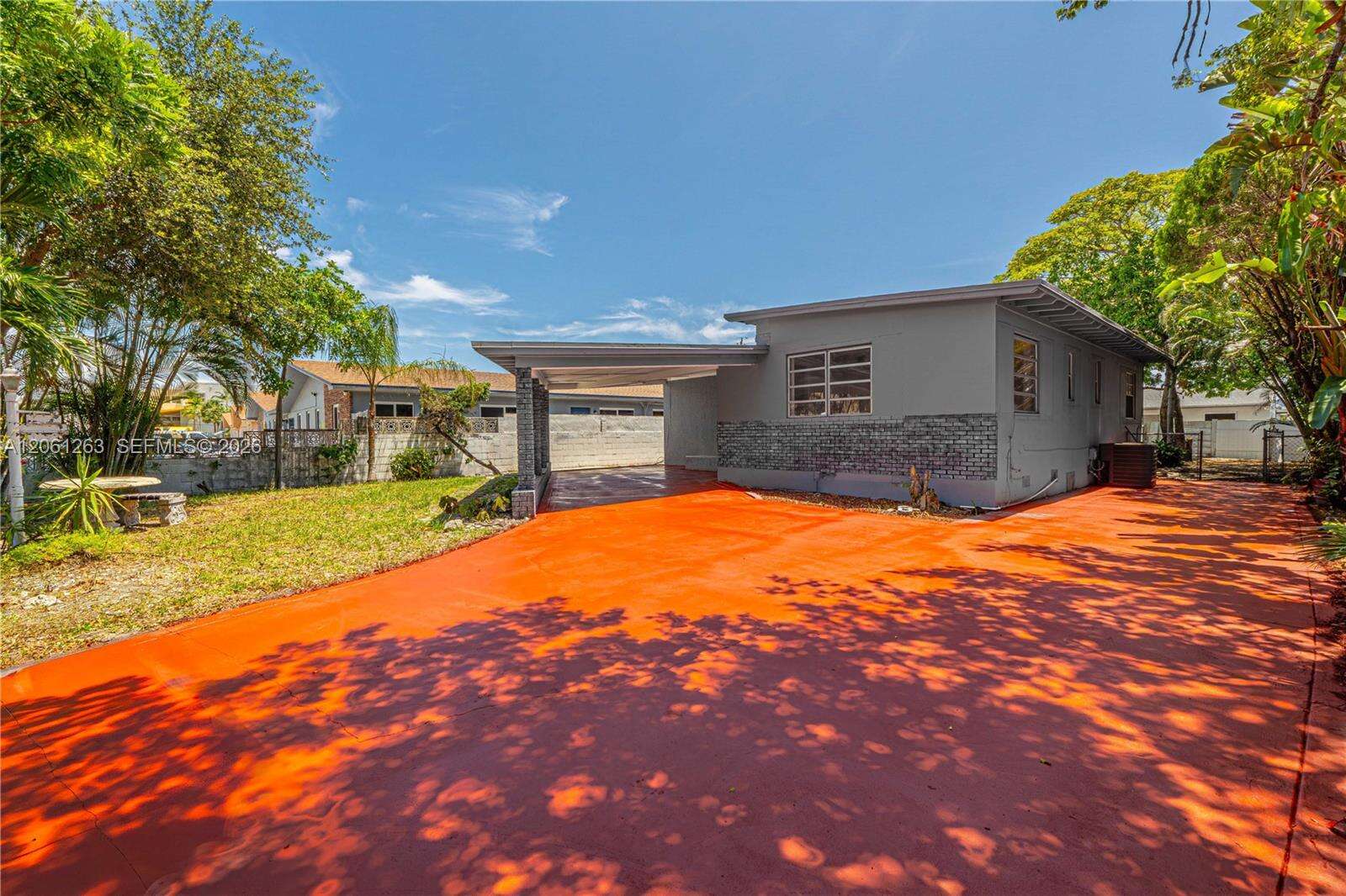 1777 17th Ct, Hollywood, FL 33020 - For Sale photo 1