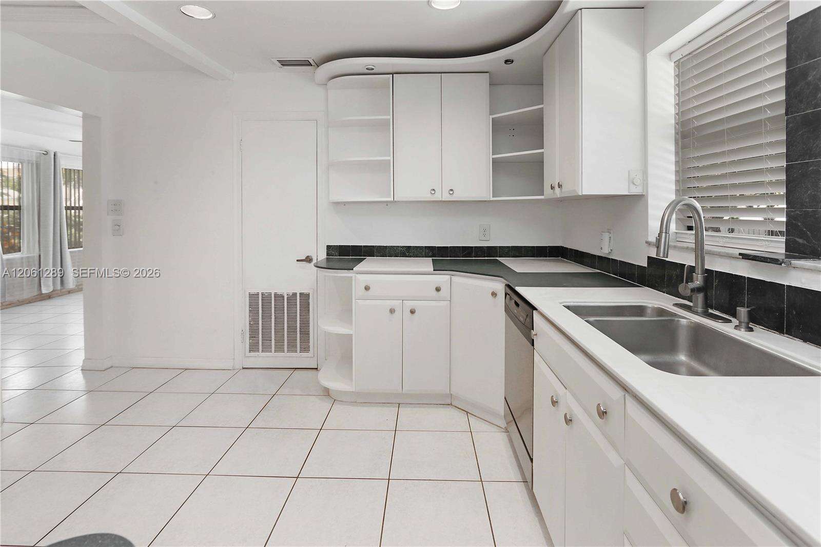 706 19th Ave, Hollywood, FL 33020 - For Sale photo 11