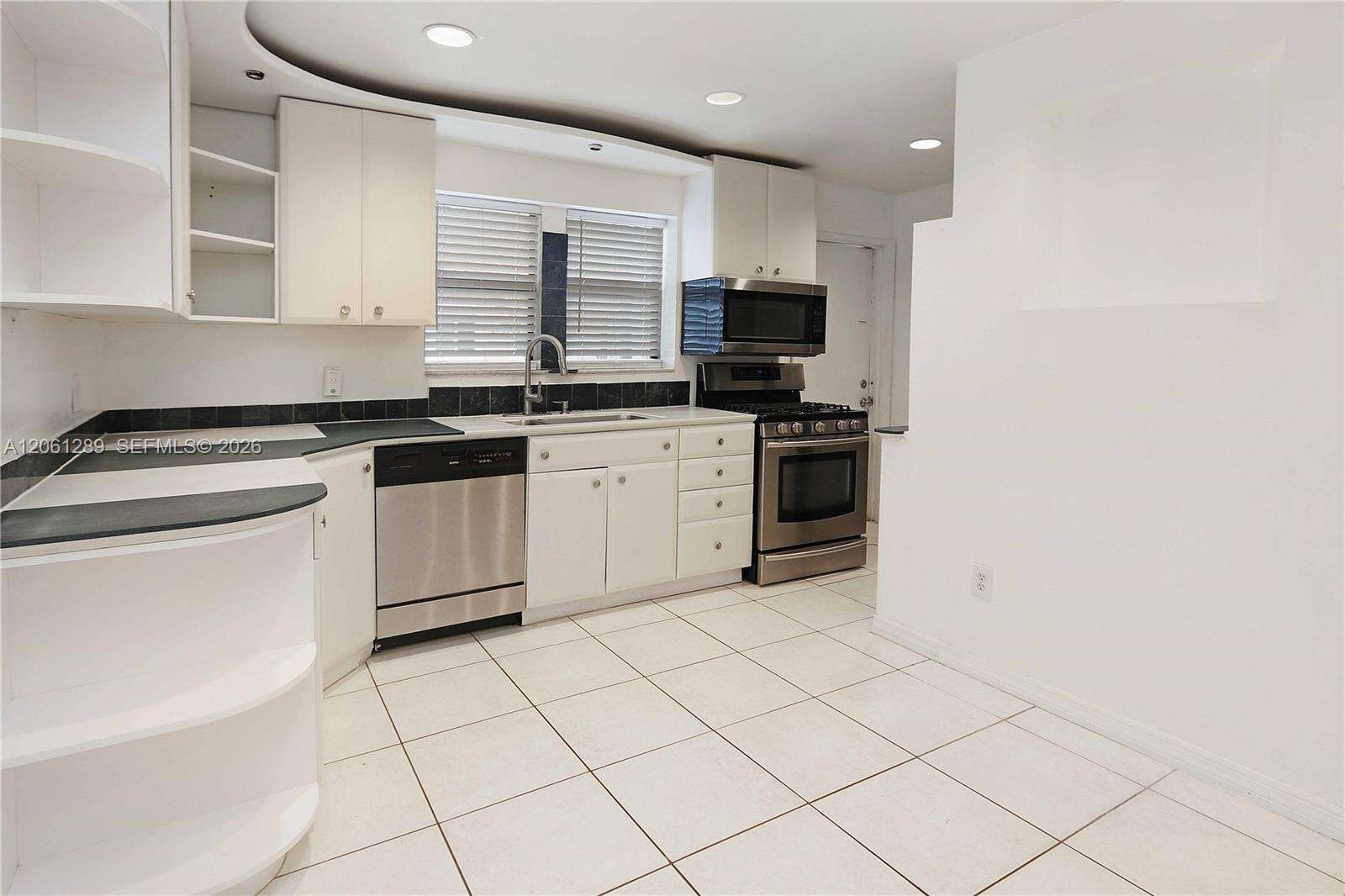 706 19th Ave, Hollywood, FL 33020 - For Sale photo 13