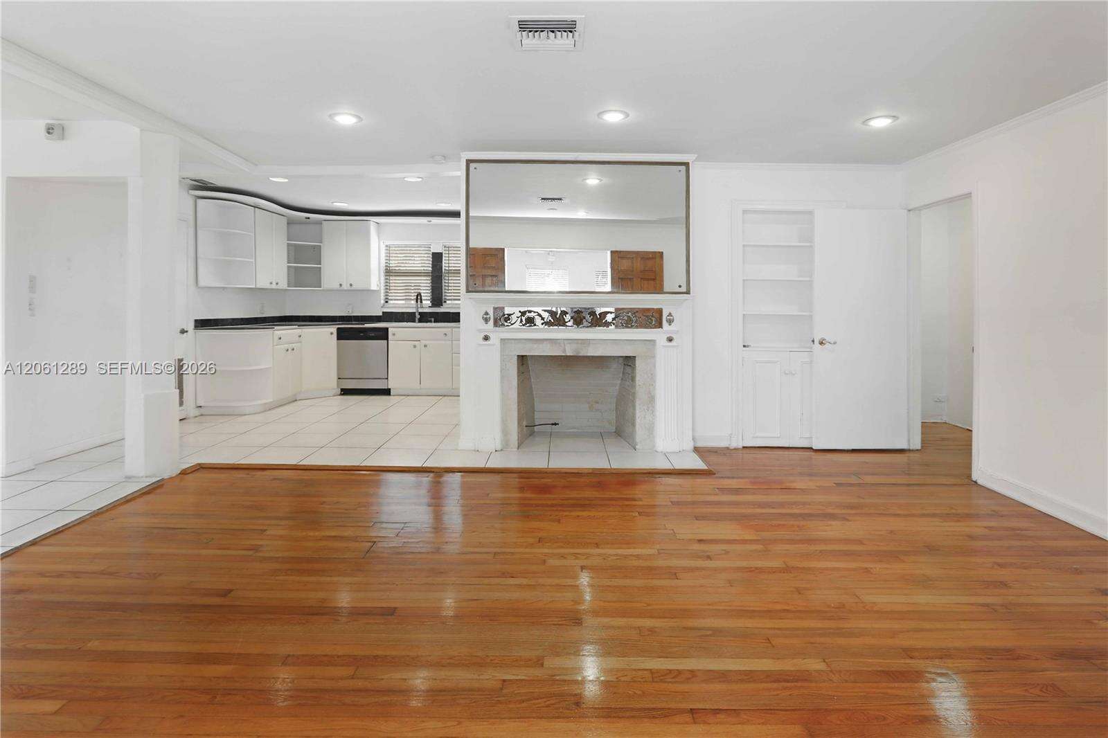 706 19th Ave, Hollywood, FL 33020 - For Sale photo 4