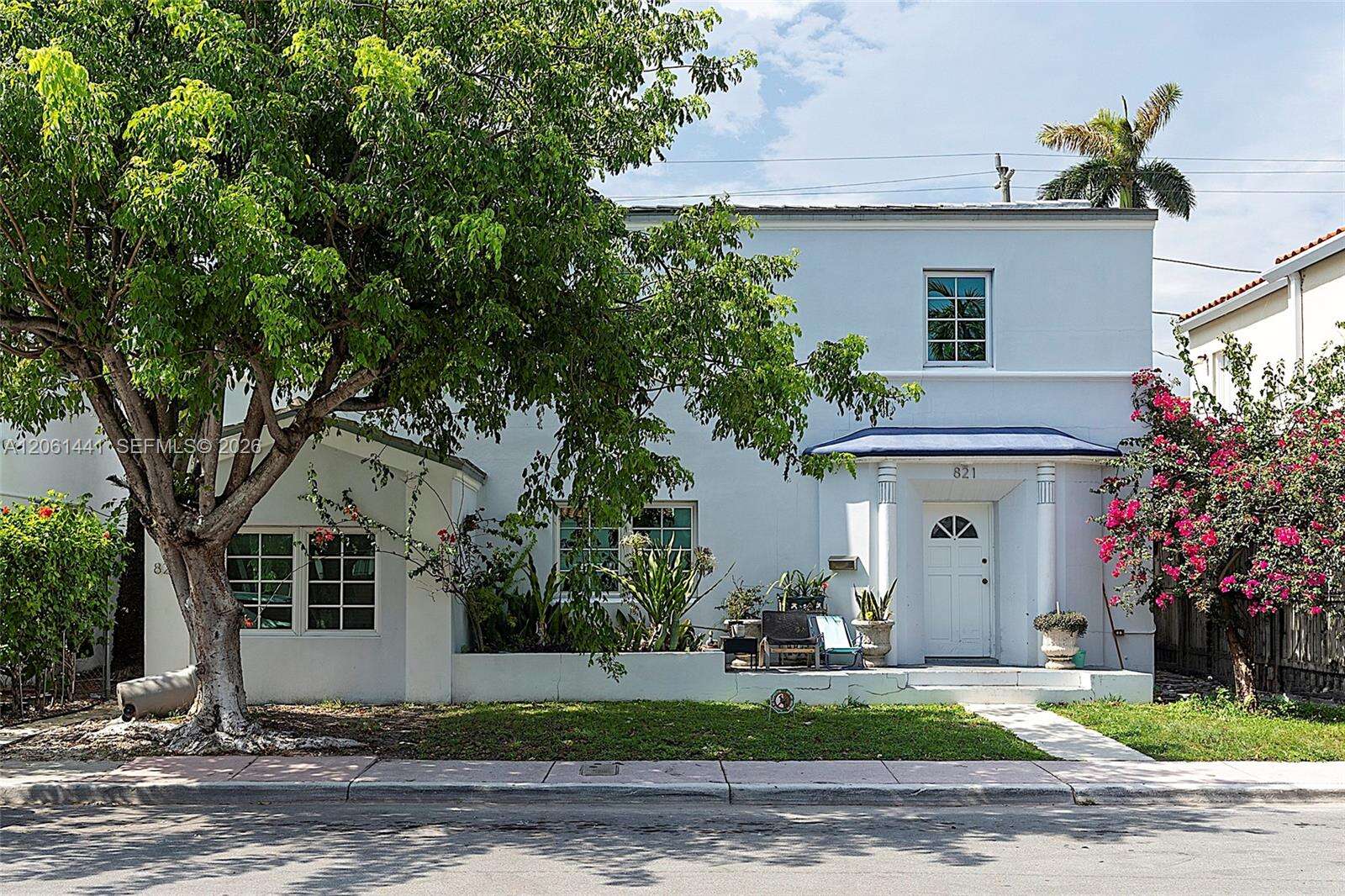 821 Espanola Way, Miami Beach, FL 33139 - For Sale photo 1
