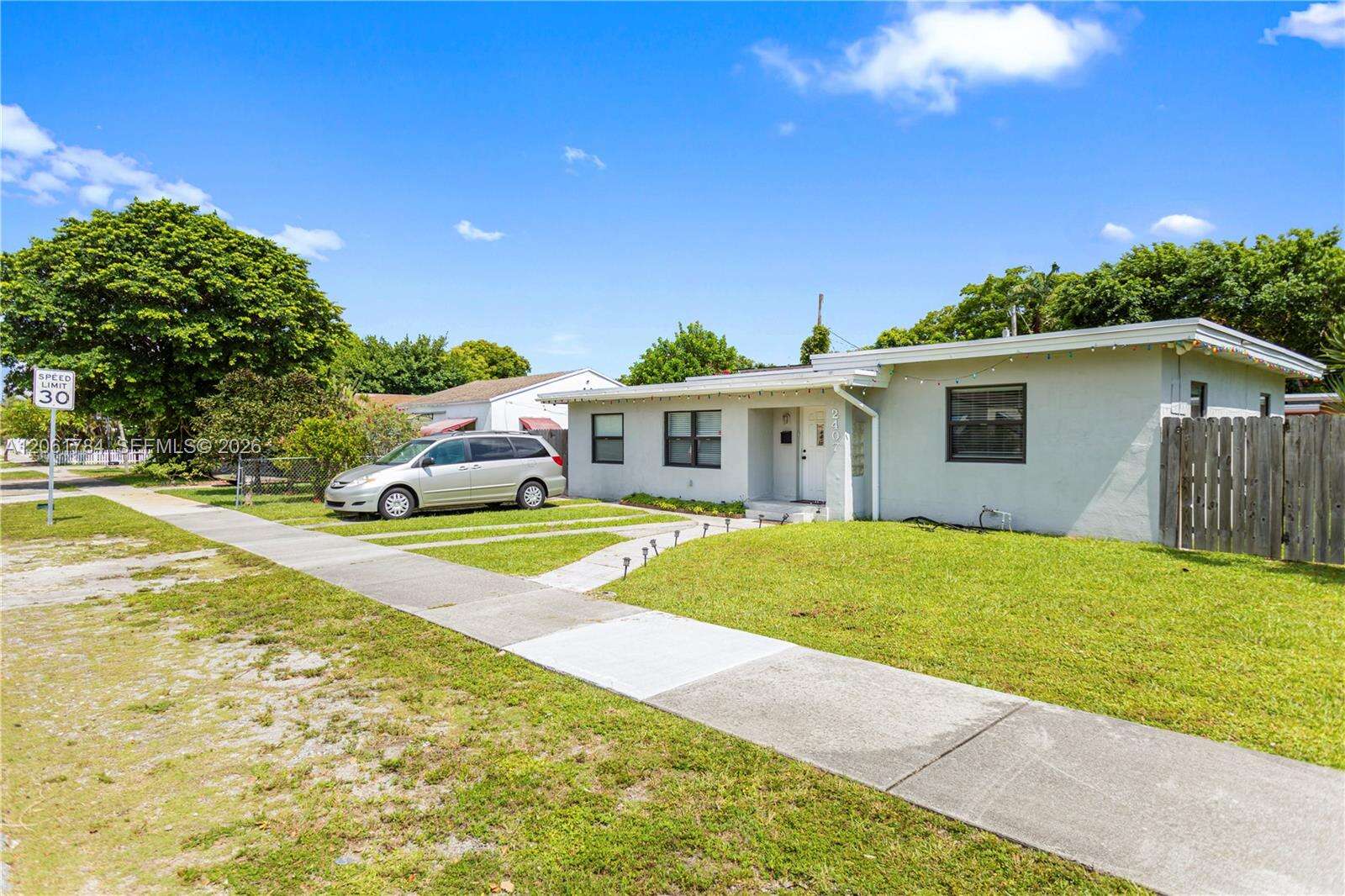 2407 Dewey St, Hollywood, FL 33020 - For Sale photo 6