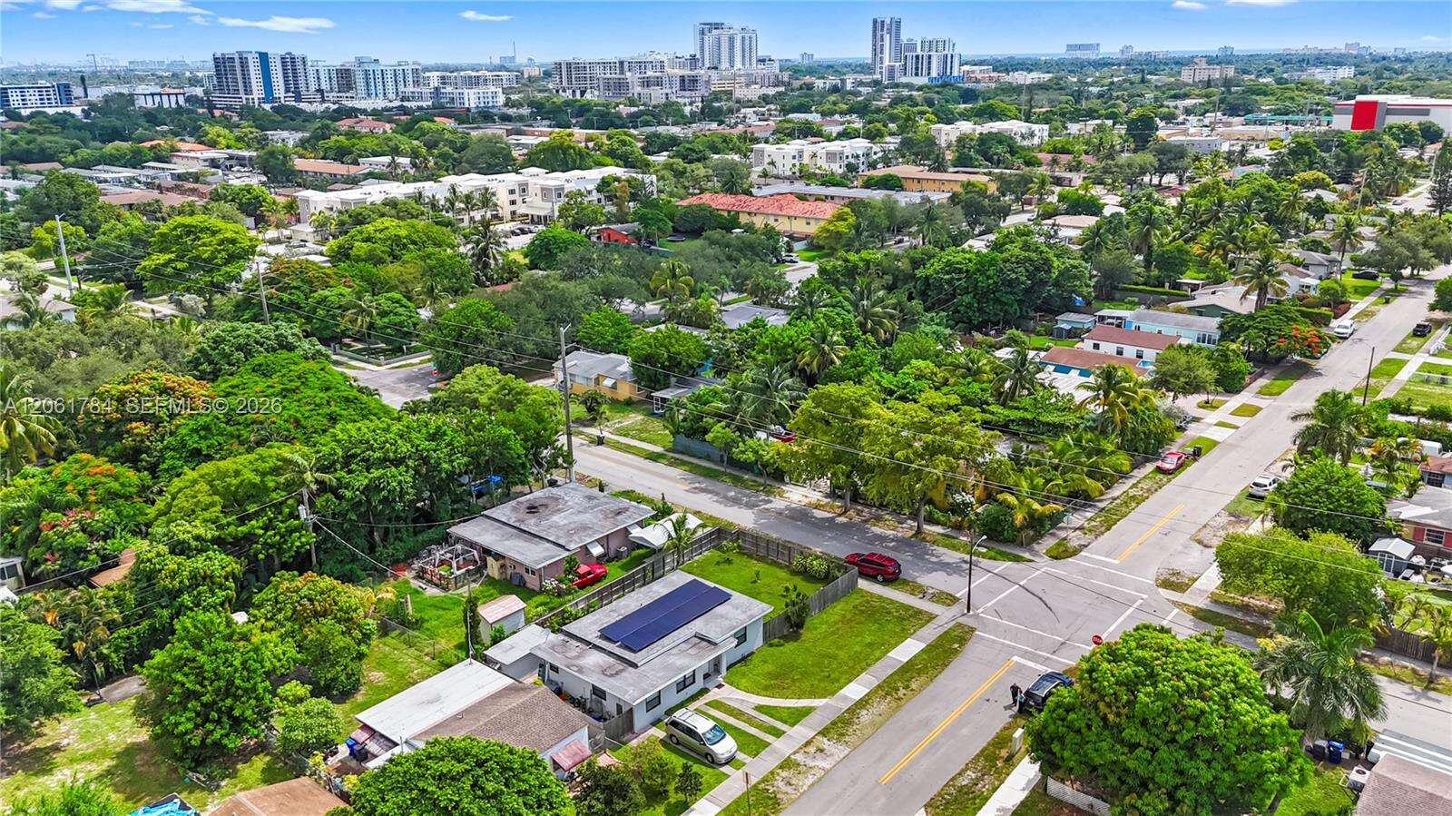 2407 Dewey St, Hollywood, FL 33020 - For Sale photo 71