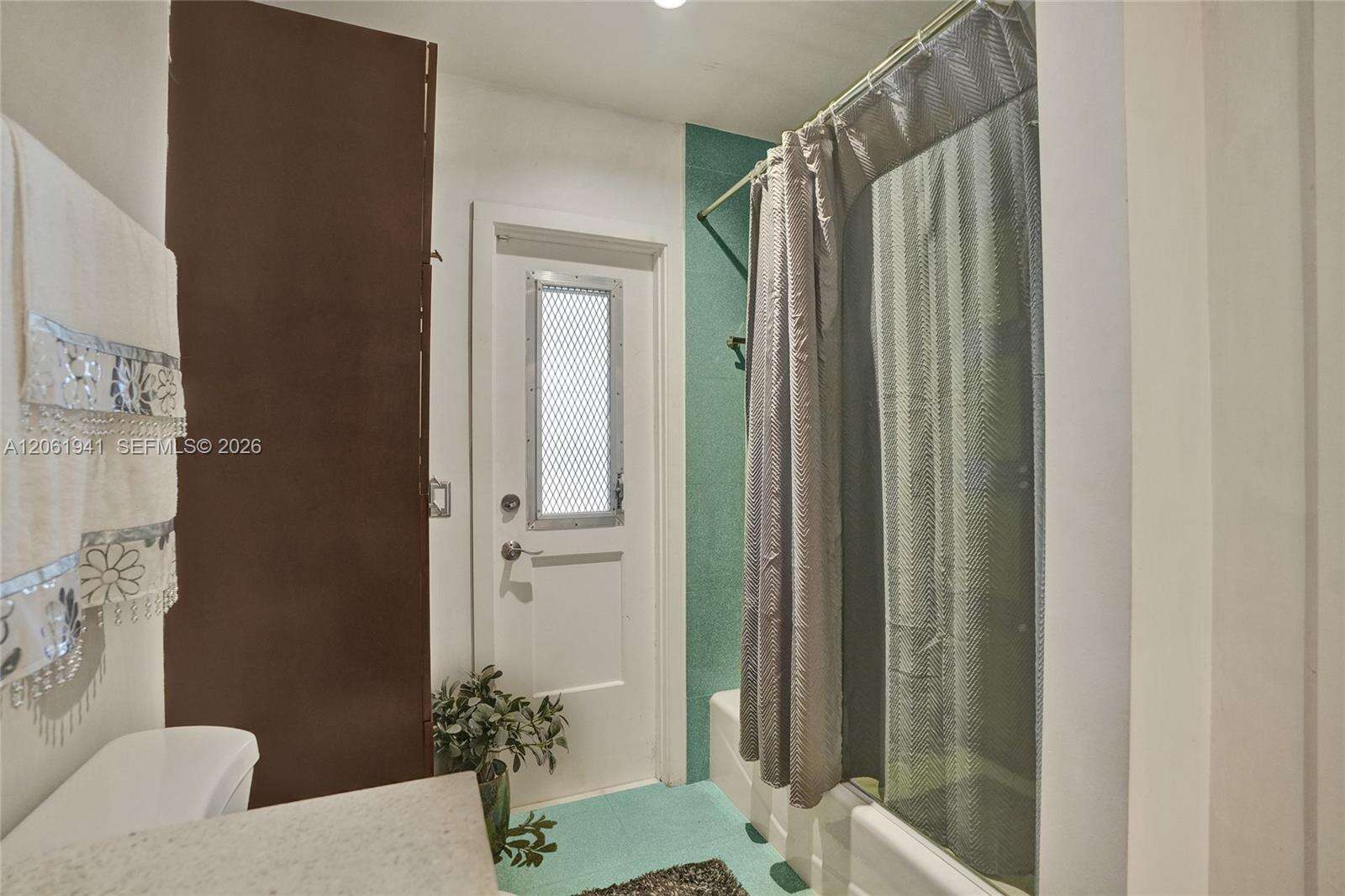 5306 Roosevelt St, Hollywood, FL 33021 - For Sale photo 15