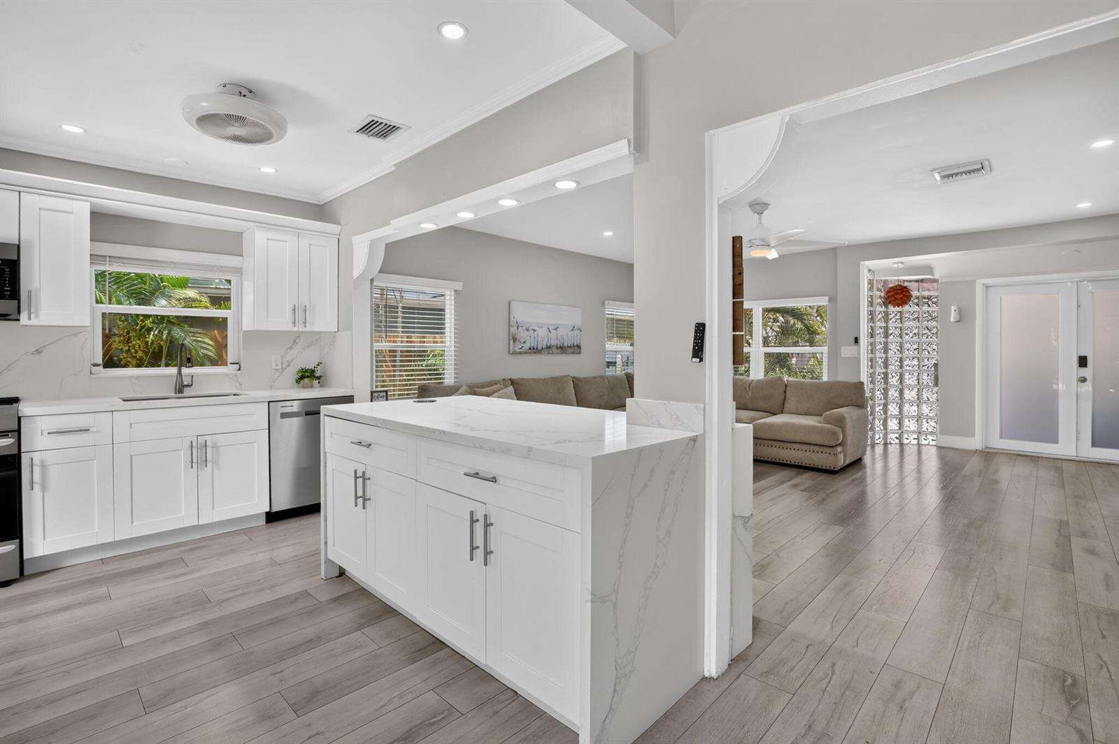 615 13th, Fort Lauderdale, FL 33304 - For Sale photo 11