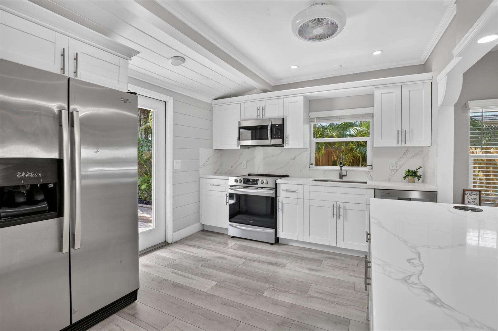 615 13th, Fort Lauderdale, FL 33304 - For Sale photo 12