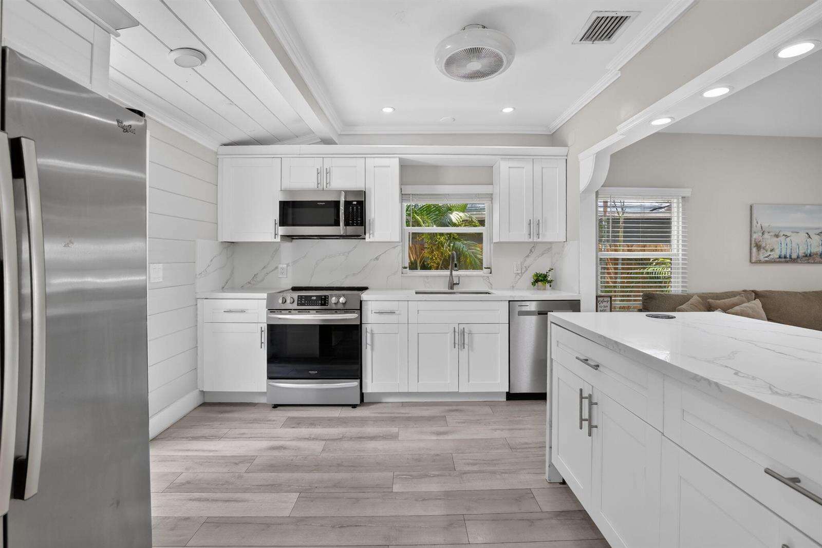 615 13th, Fort Lauderdale, FL 33304 - For Sale photo 15