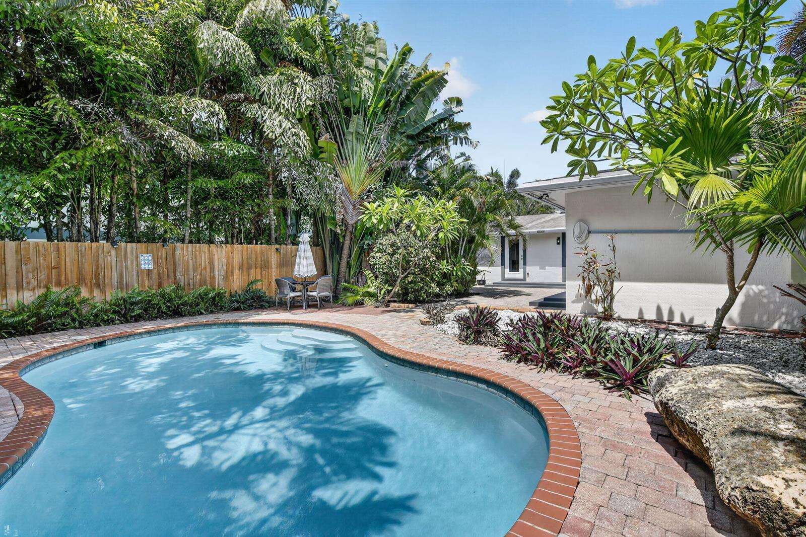 615 13th, Fort Lauderdale, FL 33304 - For Sale photo 3