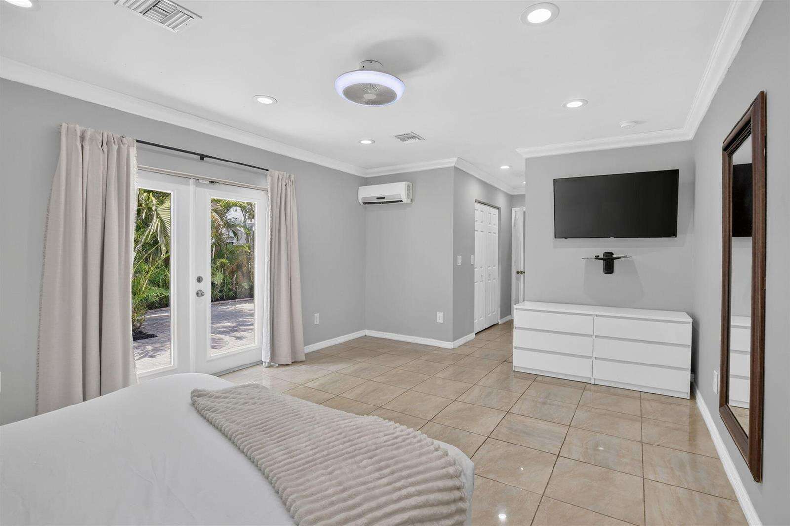615 13th, Fort Lauderdale, FL 33304 - For Sale photo 21