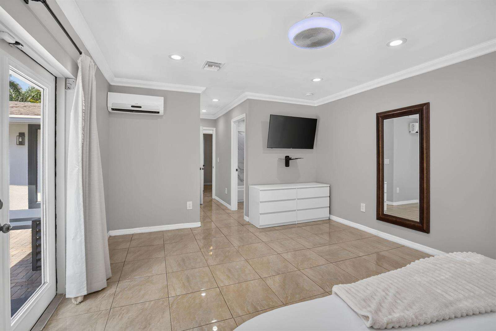 615 13th, Fort Lauderdale, FL 33304 - For Sale photo 22