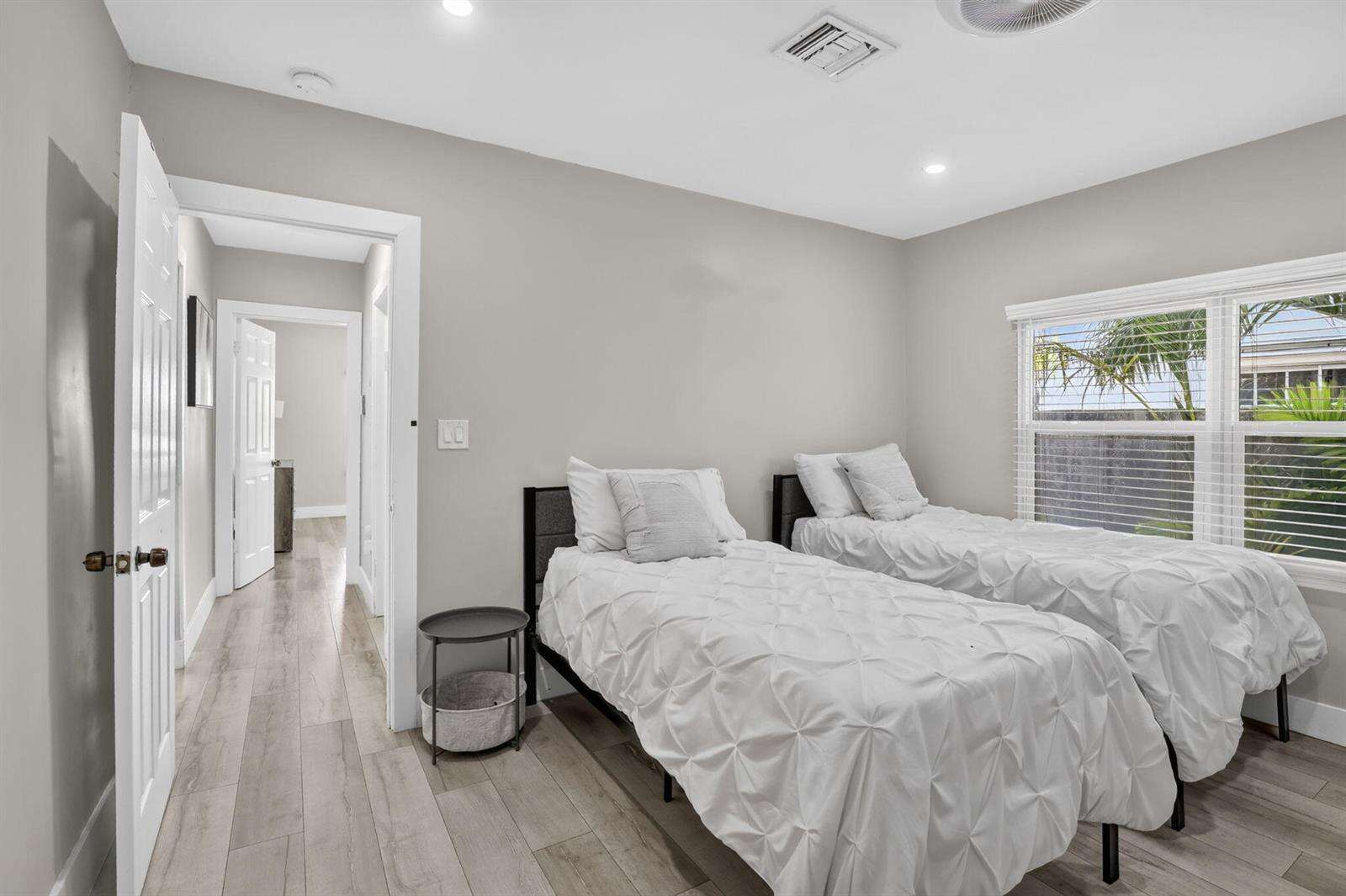 615 13th, Fort Lauderdale, FL 33304 - For Sale photo 25