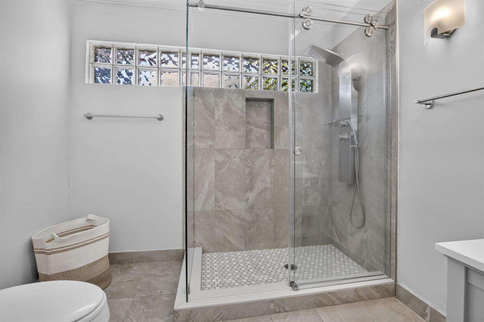 615 13th, Fort Lauderdale, FL 33304 - For Sale photo 28