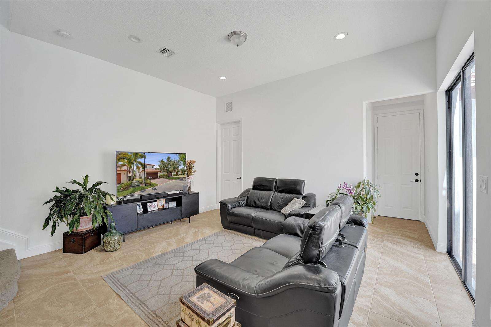 3760 84th, Cooper City, FL 33024 - For Sale photo 19