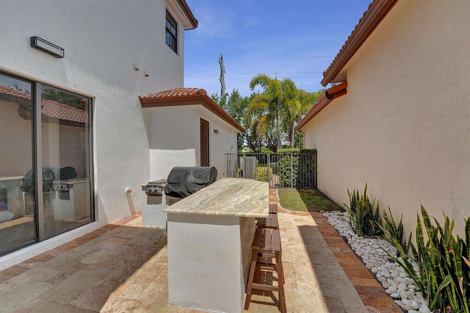 3760 84th, Cooper City, FL 33024 - For Sale photo 8
