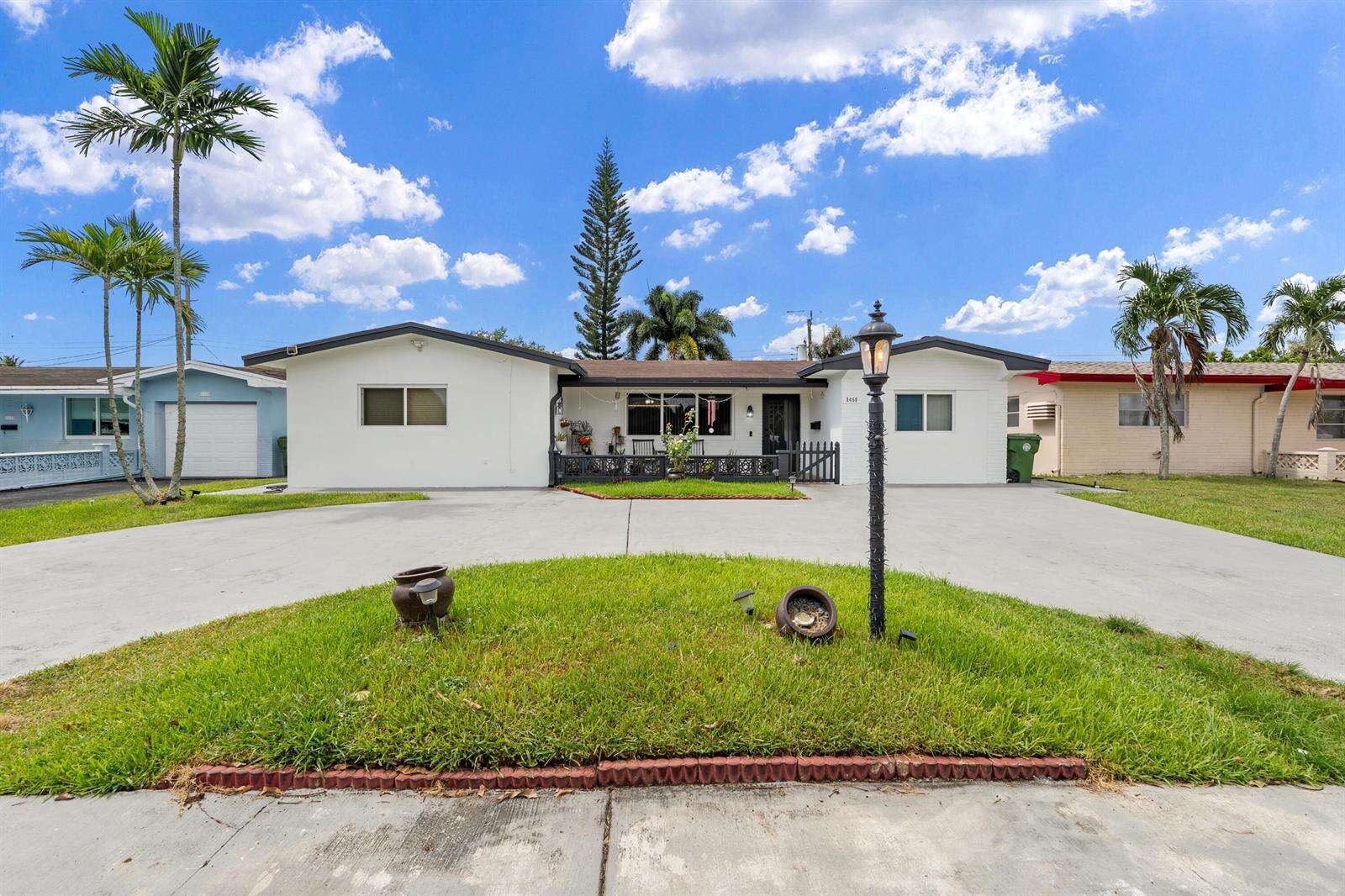 8460 15th, Pembroke Pines, FL 33024 - For Sale photo 1