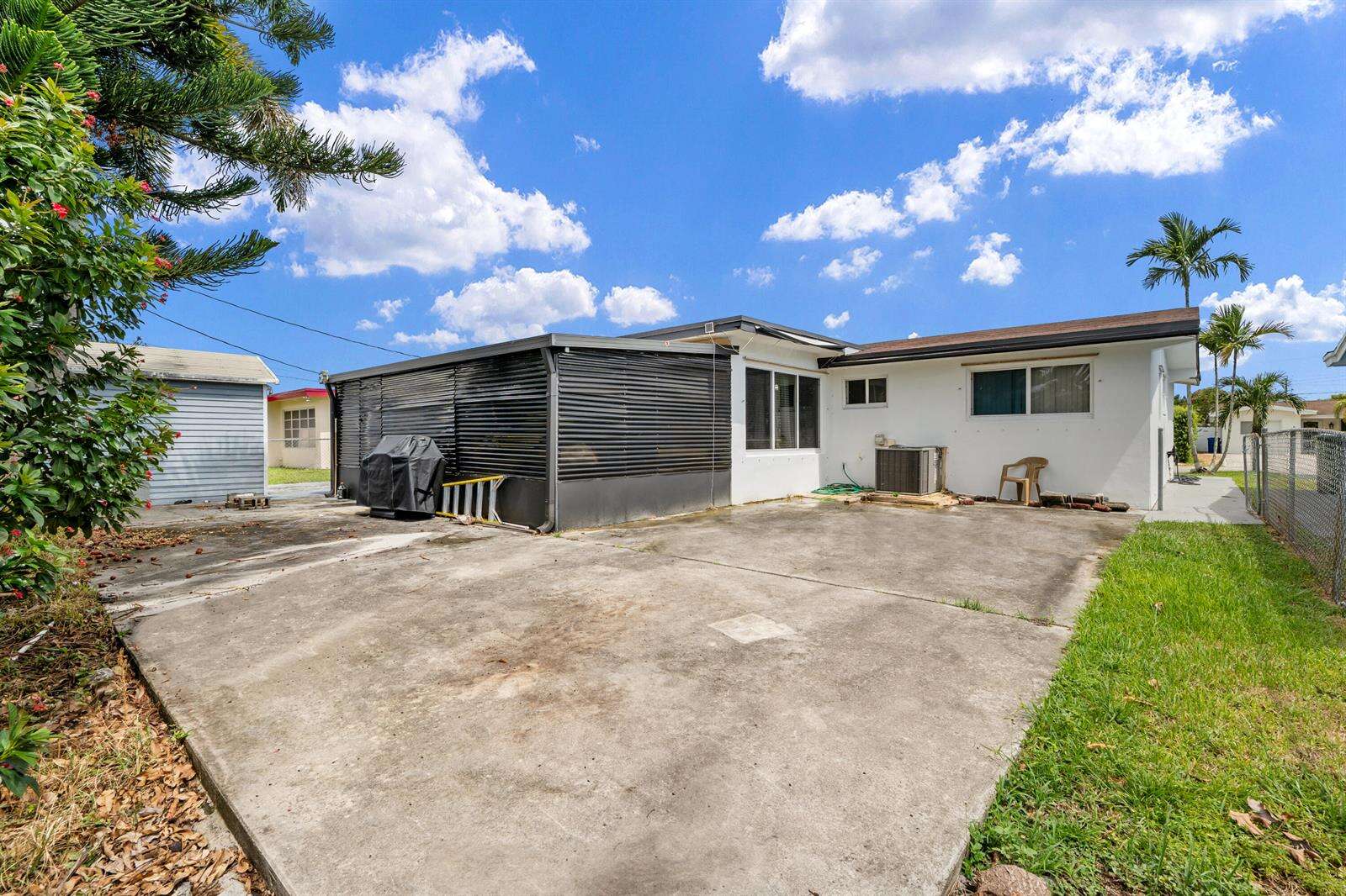 8460 15th, Pembroke Pines, FL 33024 - For Sale photo 22
