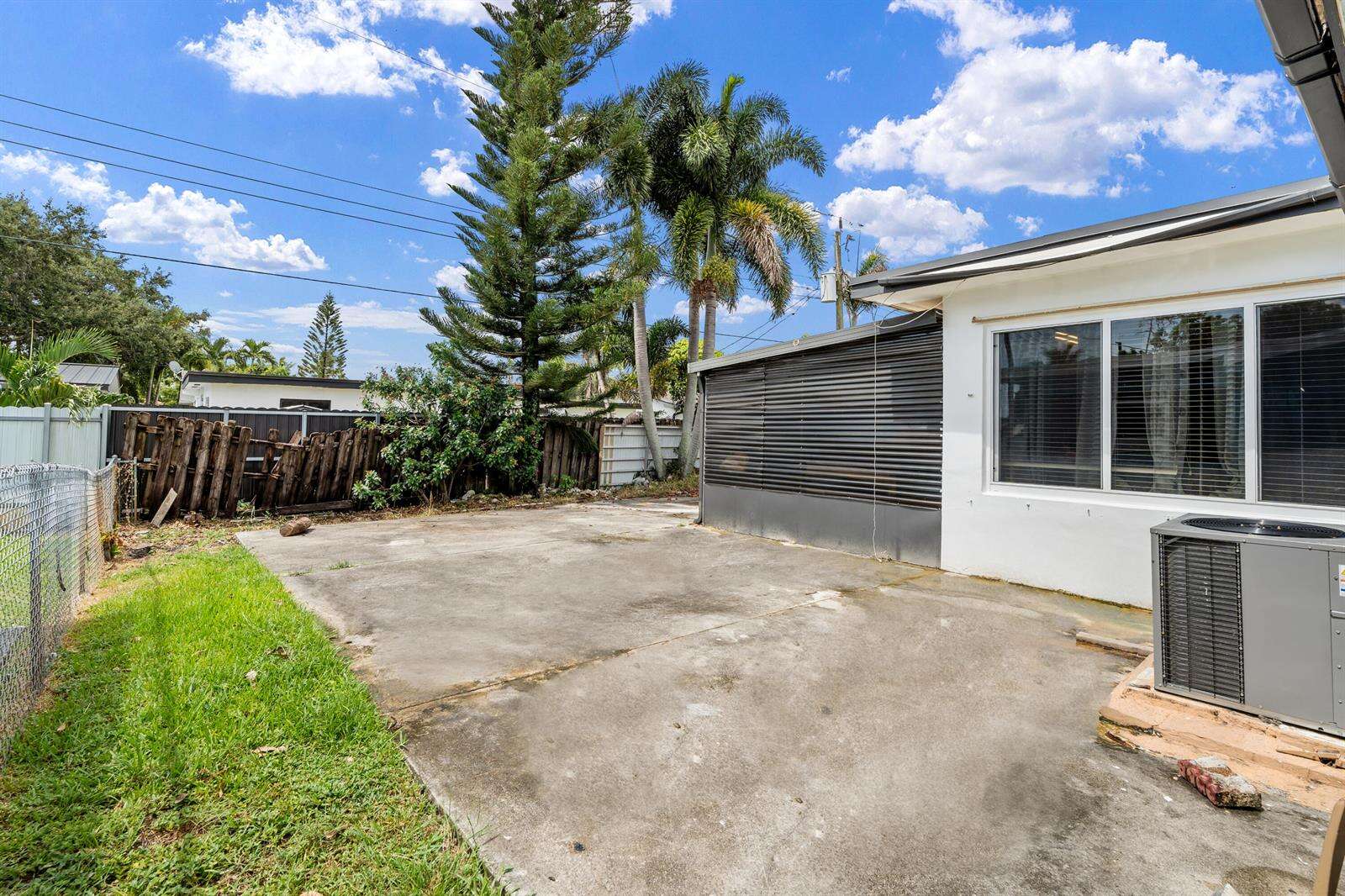 8460 15th, Pembroke Pines, FL 33024 - For Sale photo 23