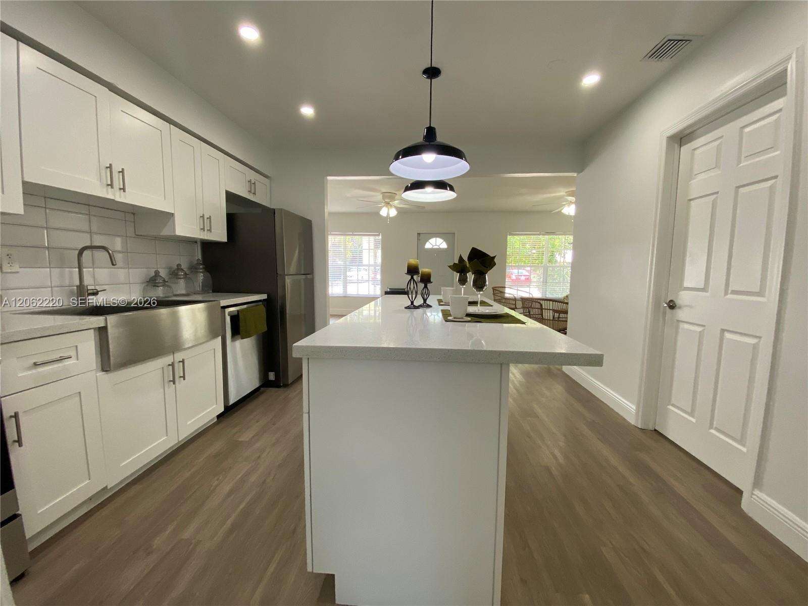 1120 15th Ter, Fort Lauderdale, FL 33312 - For Sale photo 2