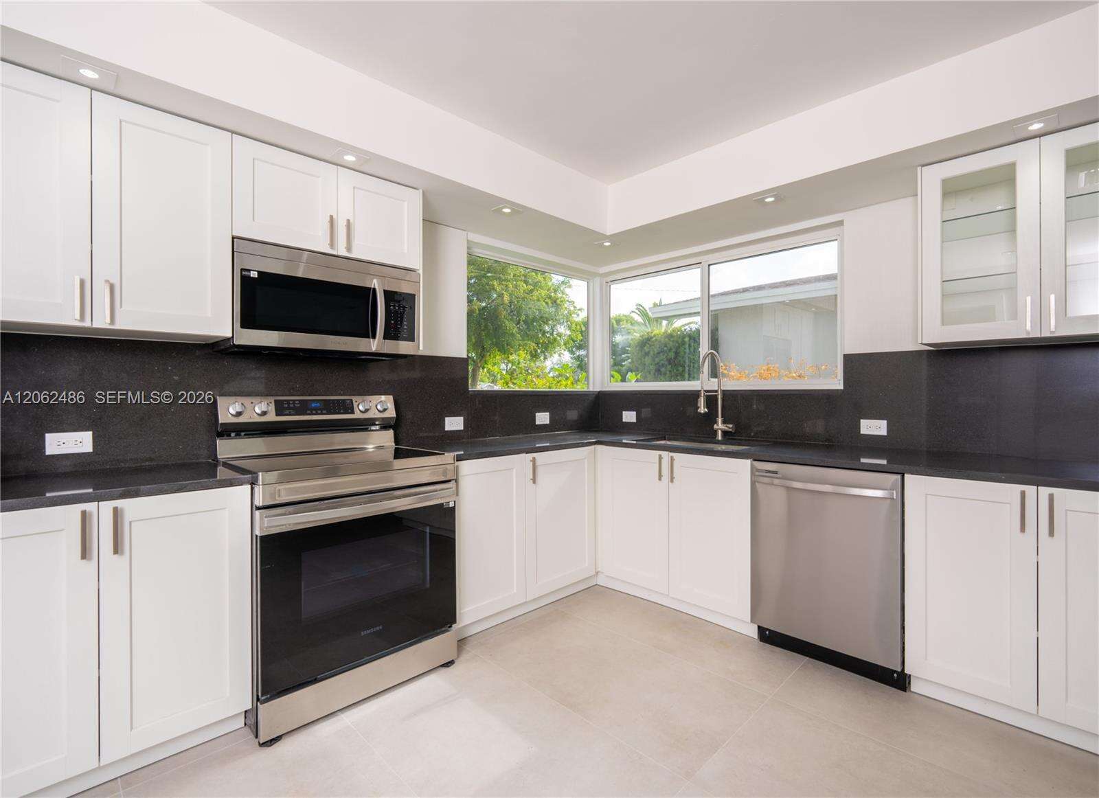 6640 Sw 7 St, Pembroke Pines, FL 33023 - For Sale photo 28