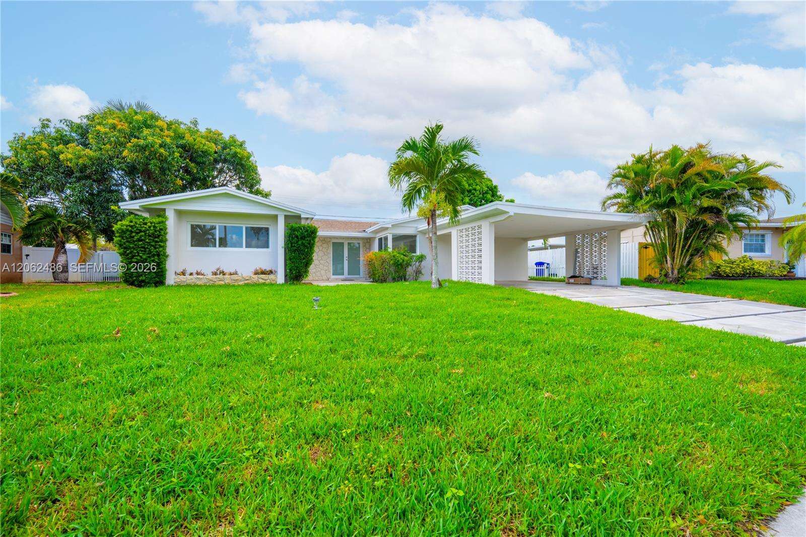 6640 Sw 7 St, Pembroke Pines, FL 33023 - For Sale photo 4