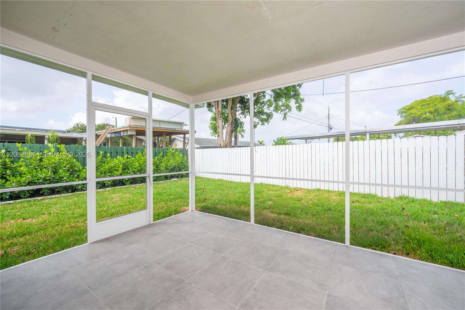 6640 Sw 7 St, Pembroke Pines, FL 33023 - For Sale photo 32