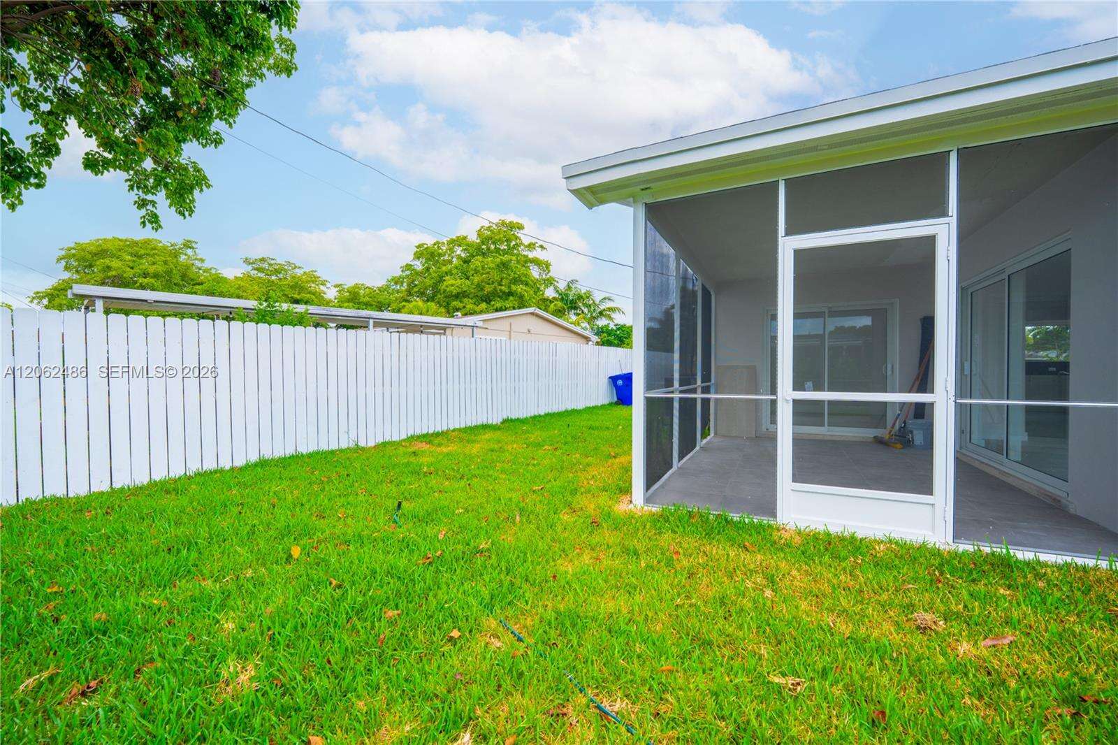 6640 Sw 7 St, Pembroke Pines, FL 33023 - For Sale photo 5