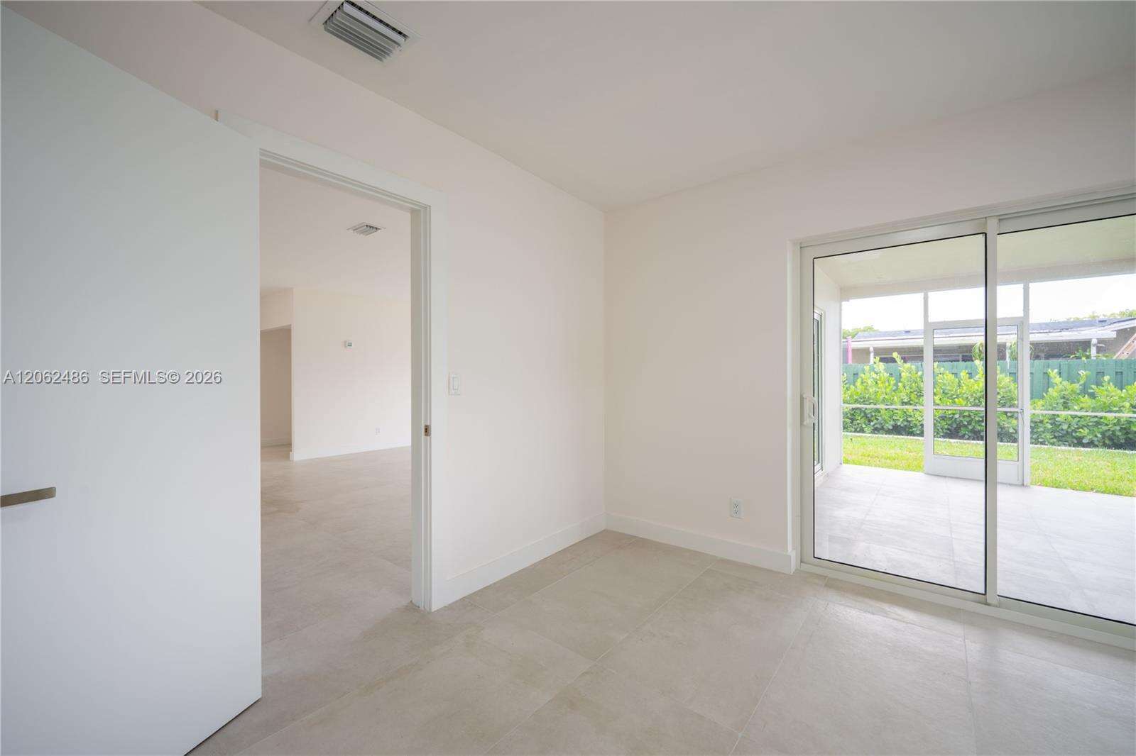 6640 Sw 7 St, Pembroke Pines, FL 33023 - For Sale photo 9