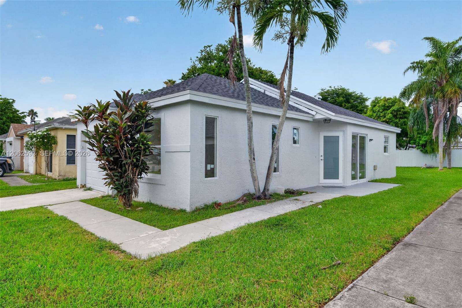 941 7th Pl, Florida City, FL 33034 - For Sale photo 1