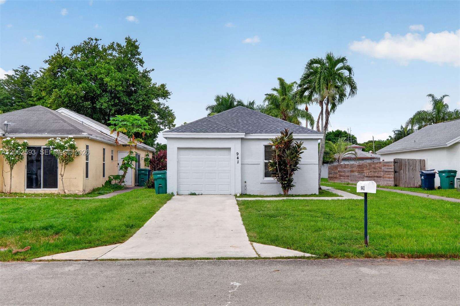 941 7th Pl, Florida City, FL 33034 - For Sale photo 3