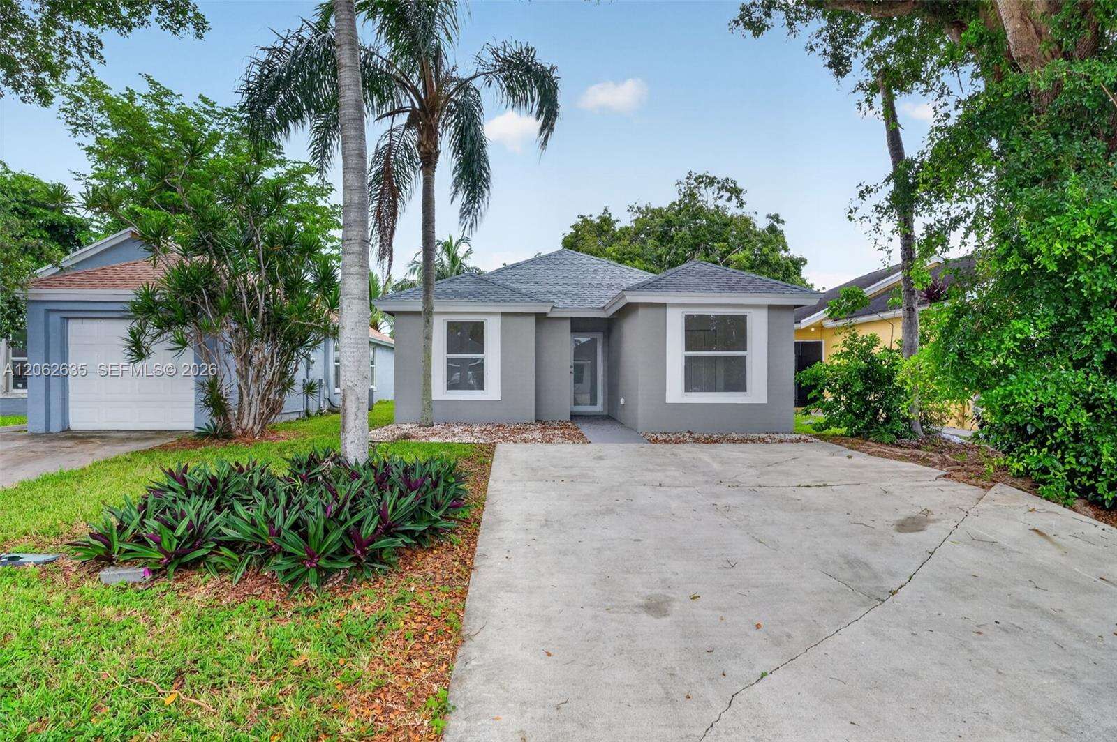 744 9th St, Florida City, FL 33034 - For Sale photo 1
