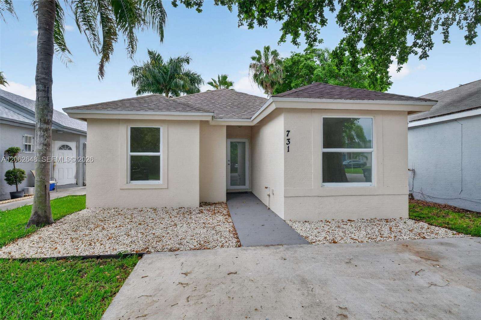 731 10th St, Florida City, FL 33034 - For Sale photo 2
