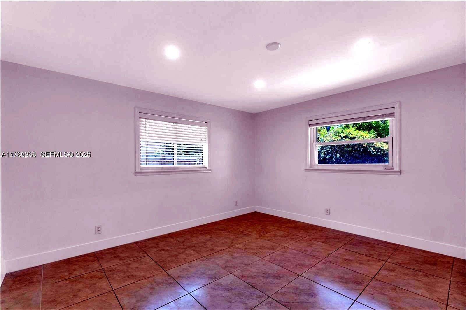 806 4th St, Hallandale Beach, FL 33009 - For Sale photo 18
