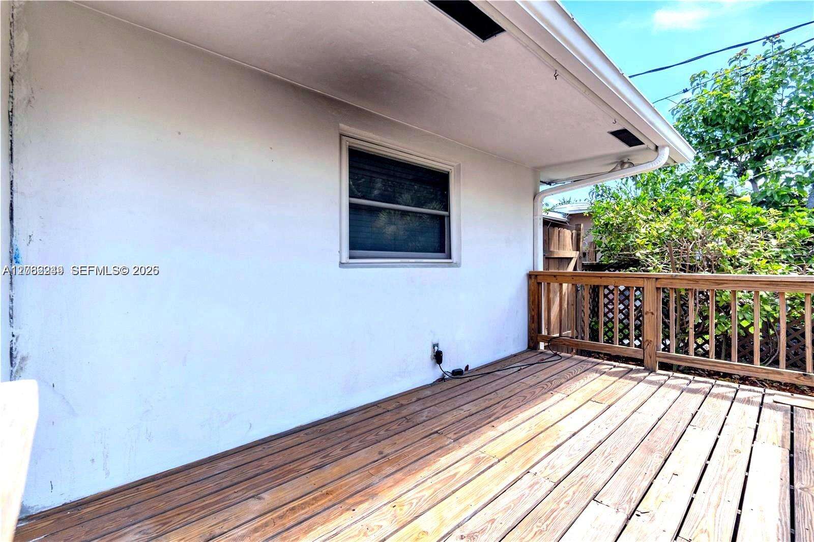806 4th St, Hallandale Beach, FL 33009 - For Sale photo 24